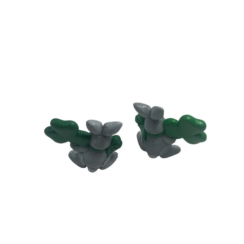Kiss Me I'm IRISH & THINK GREEN ST PATRICKS DAY Rabbit Figurine Decoration 5.5”